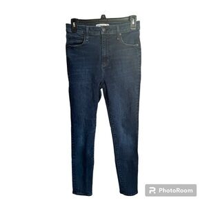 Abercrombie & Fitch The Super Skinny High Rise Jeans